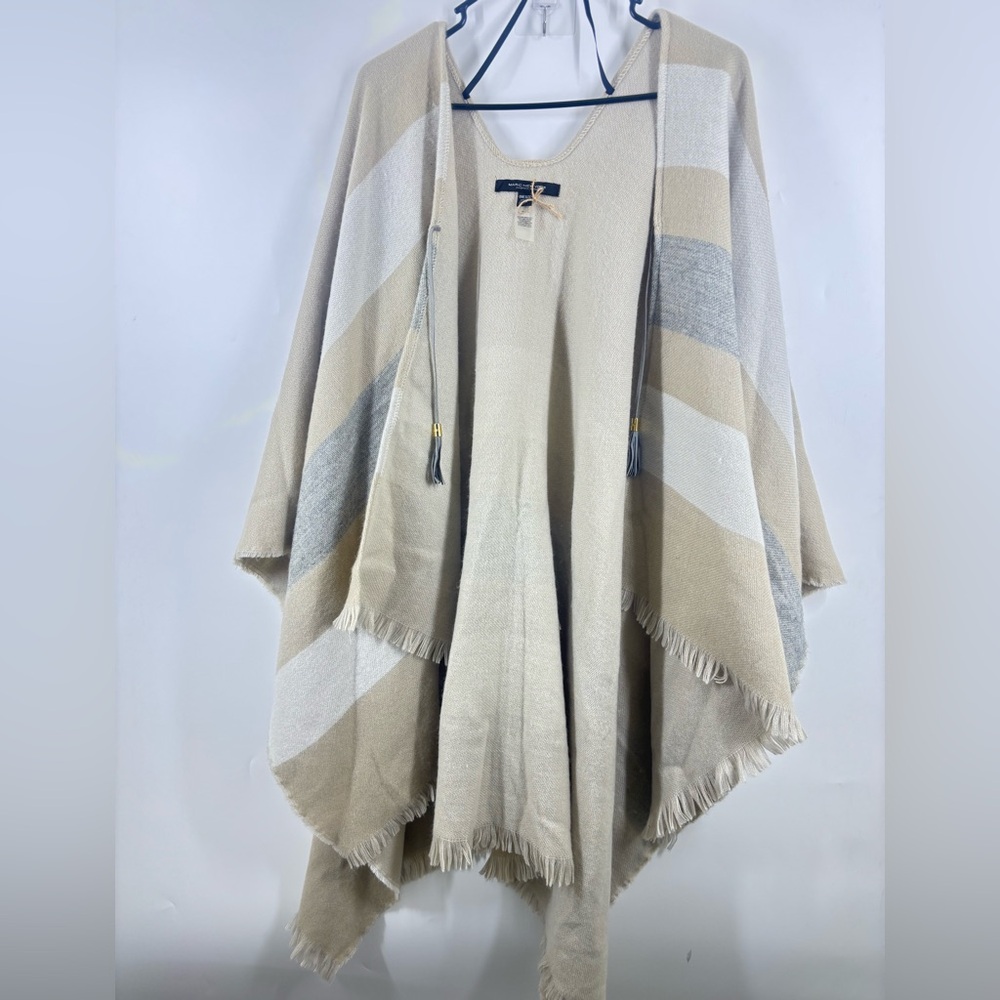 NWOT Marc New York Poncho Plaid Fringe Luxury Beige‎ Taupe Gray Cream One Size